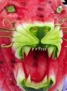 兔子姐姐吃酸角瓜视频,酸甜可口，回味无穷